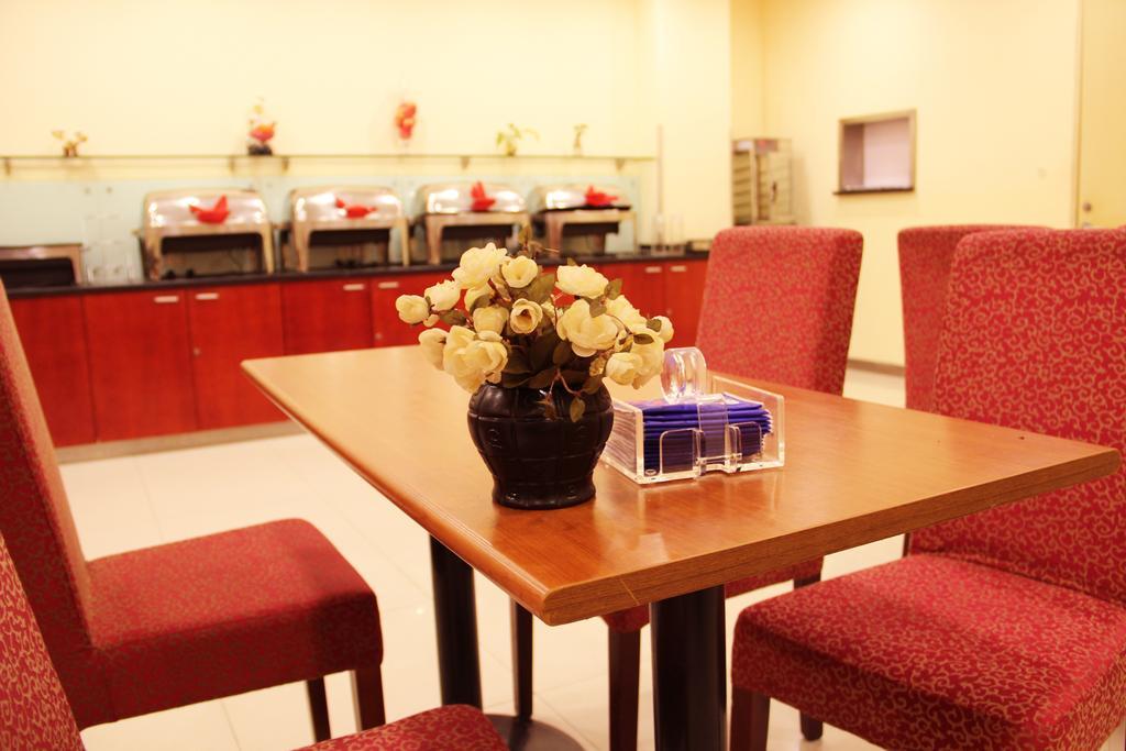 Hanting Express Shanghai Songjiang North Renmin Road ภายนอก รูปภาพ